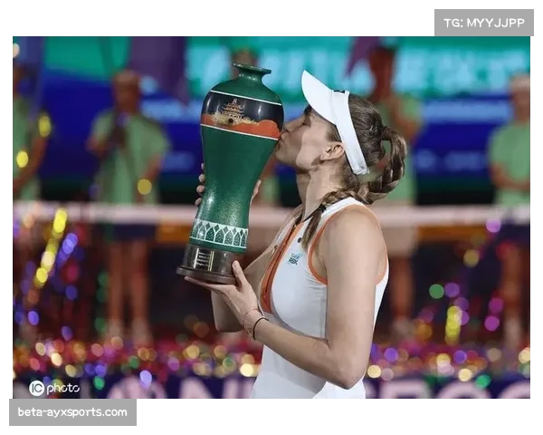 WTA年终总决赛利雅得赛事收官 莱巴金娜成新科冠军 WTA年终总决赛利雅得赛事收官 莱巴金娜成新科冠军