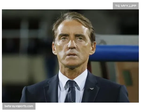 曼奇尼头球破门僵局 意大利艰难打破平衡 曼奇尼头球破门僵局 意大利艰难打破平衡